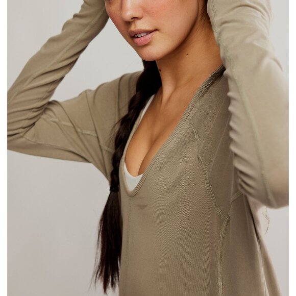 FP MOVEMENT Hot Shot Long-Sleeve Onesie / Sage Stone NWT MEDIUM - Picture 5 of 11